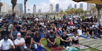 200yr old Palestinian cemetery in Jaffa, Tel Aviv is to be ripped up