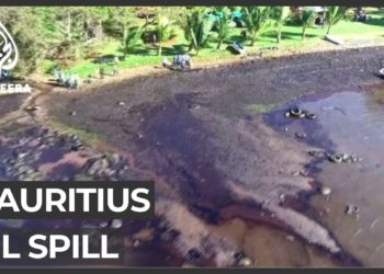 Oil carrier that ran aground in Mauritius has split.
