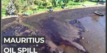 Oil carrier that ran aground in Mauritius has split.