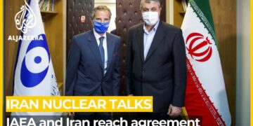 Israel threatens to bomb Iranian nuclear sites?